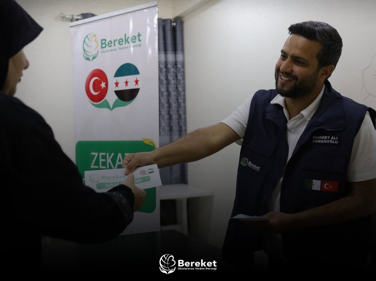 We distributed Zakat to the families of martyrs in the Dari area of Syria.